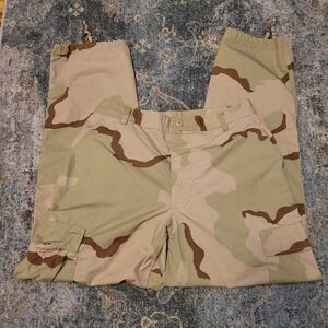 Men's Camouflage Cargo Pants 31in To 35in